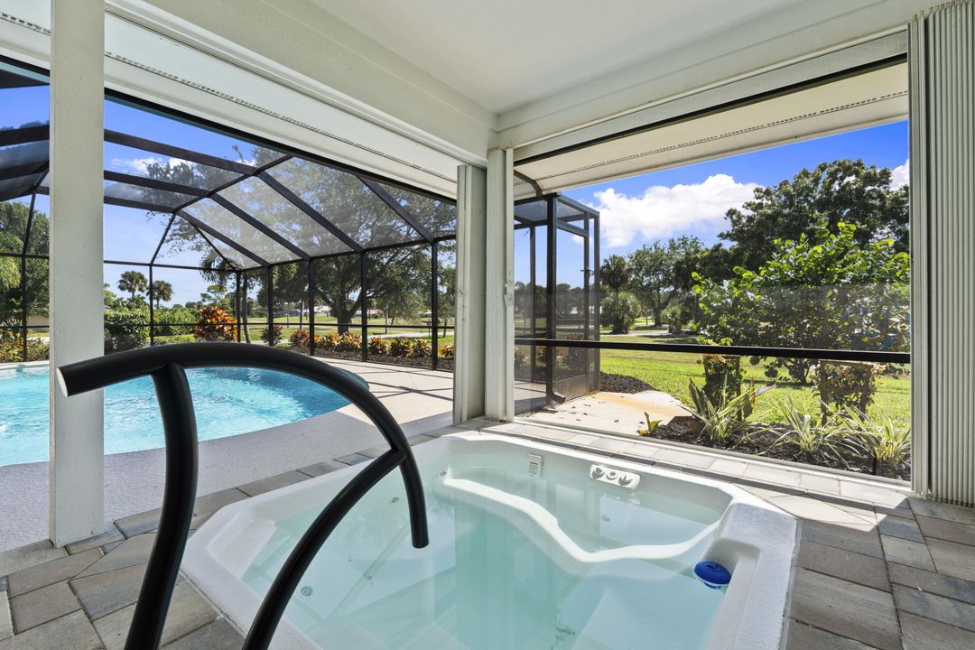 Activo con contrato: $895,000 (3 camas, 2 baños, 2363 Pies cuadrados)