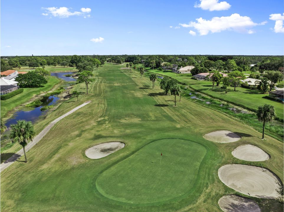 Activo con contrato: $895,000 (3 camas, 2 baños, 2363 Pies cuadrados)