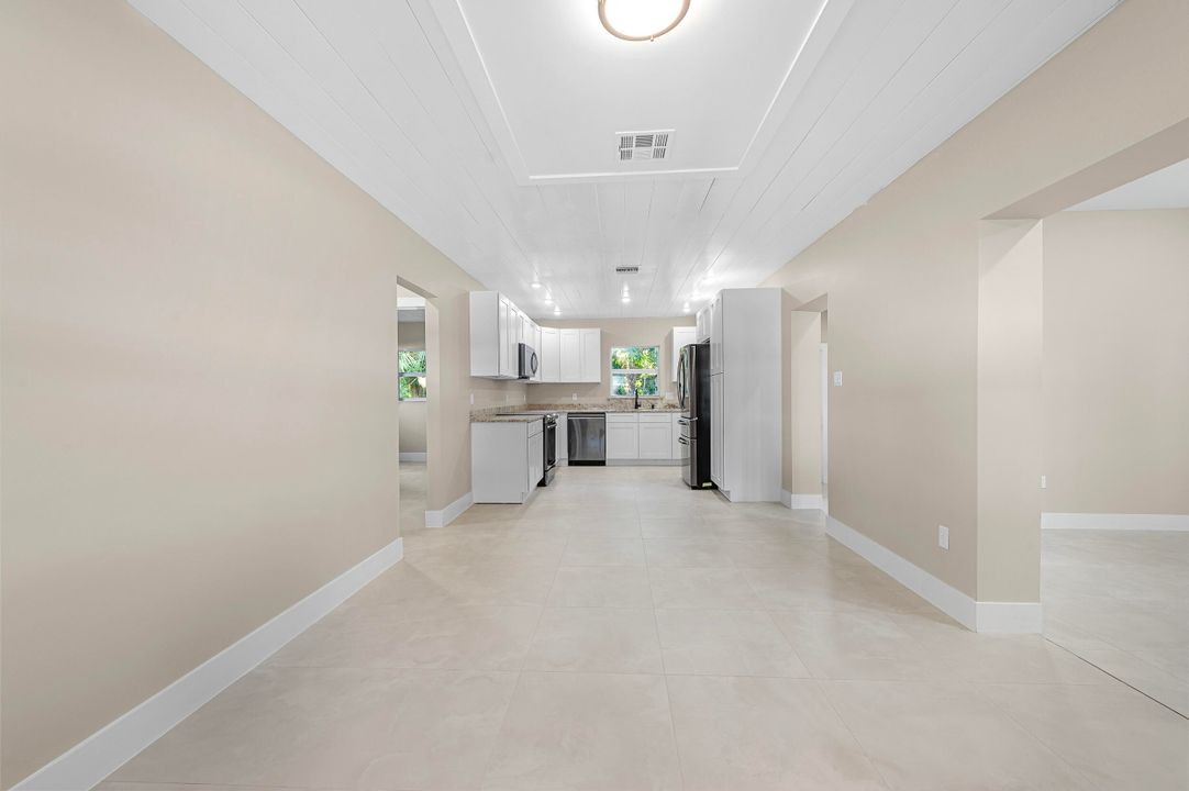 En Venta: $325,000 (3 camas, 2 baños, 1664 Pies cuadrados)