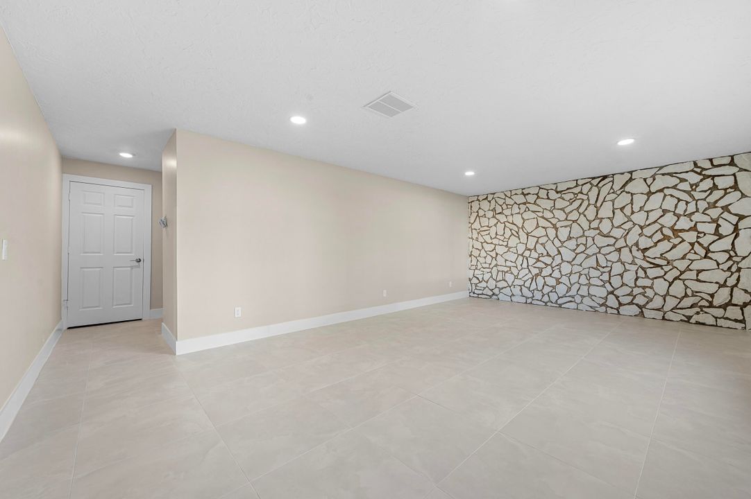 En Venta: $325,000 (3 camas, 2 baños, 1664 Pies cuadrados)