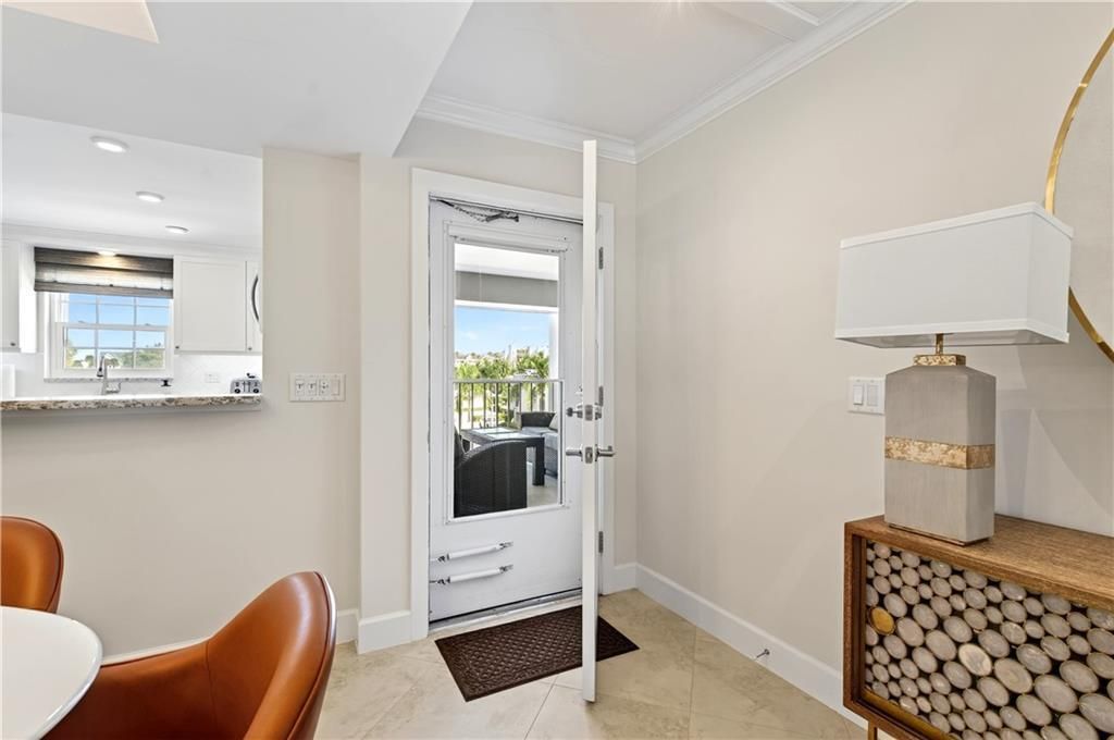 На продажу: $675,000 (2 спален, 2 ванн, 1567 Квадратных фут)