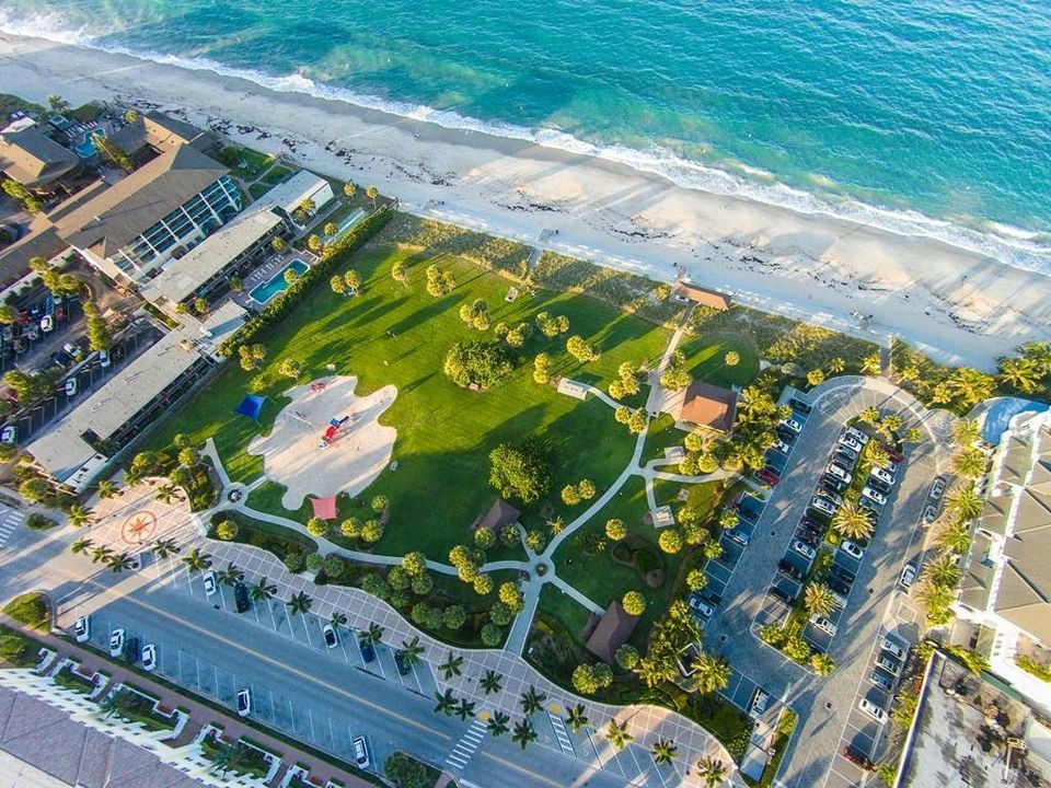 На продажу: $675,000 (2 спален, 2 ванн, 1567 Квадратных фут)