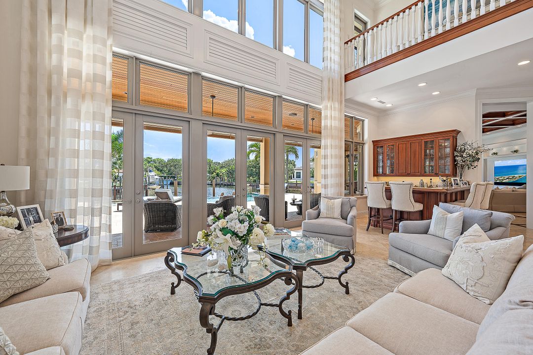 待售: $12,000,000 (5 贝兹, 6 浴室, 7369 平方英尺)