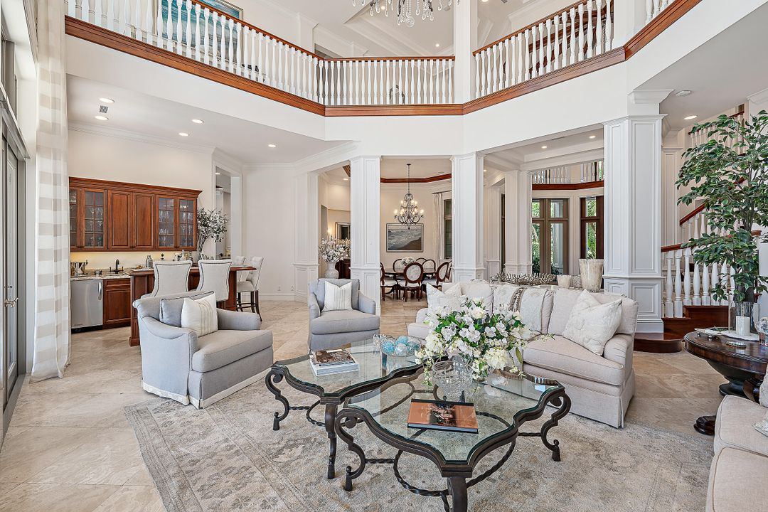 待售: $12,000,000 (5 贝兹, 6 浴室, 7369 平方英尺)