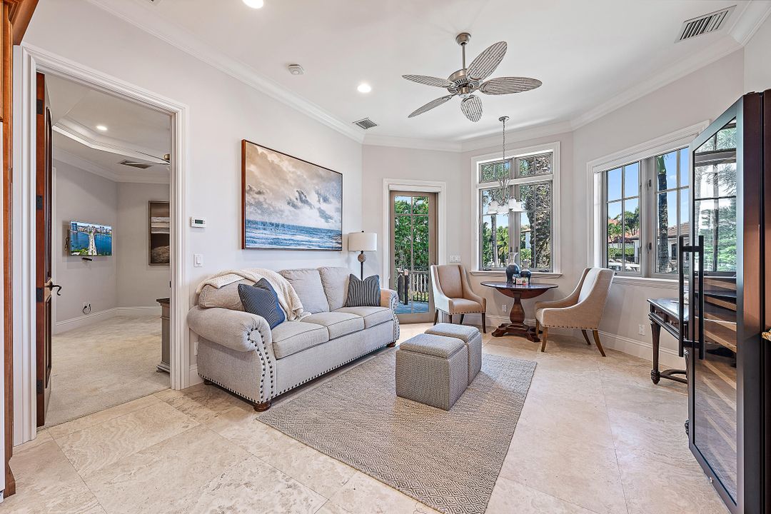 待售: $12,000,000 (5 贝兹, 6 浴室, 7369 平方英尺)