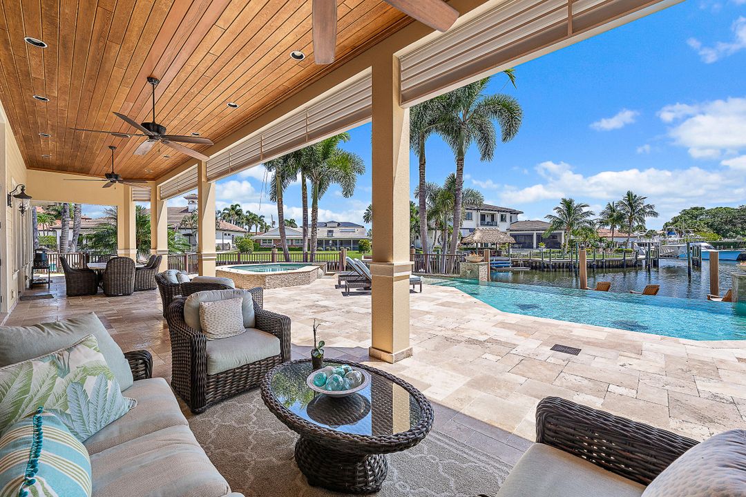 待售: $12,000,000 (5 贝兹, 6 浴室, 7369 平方英尺)