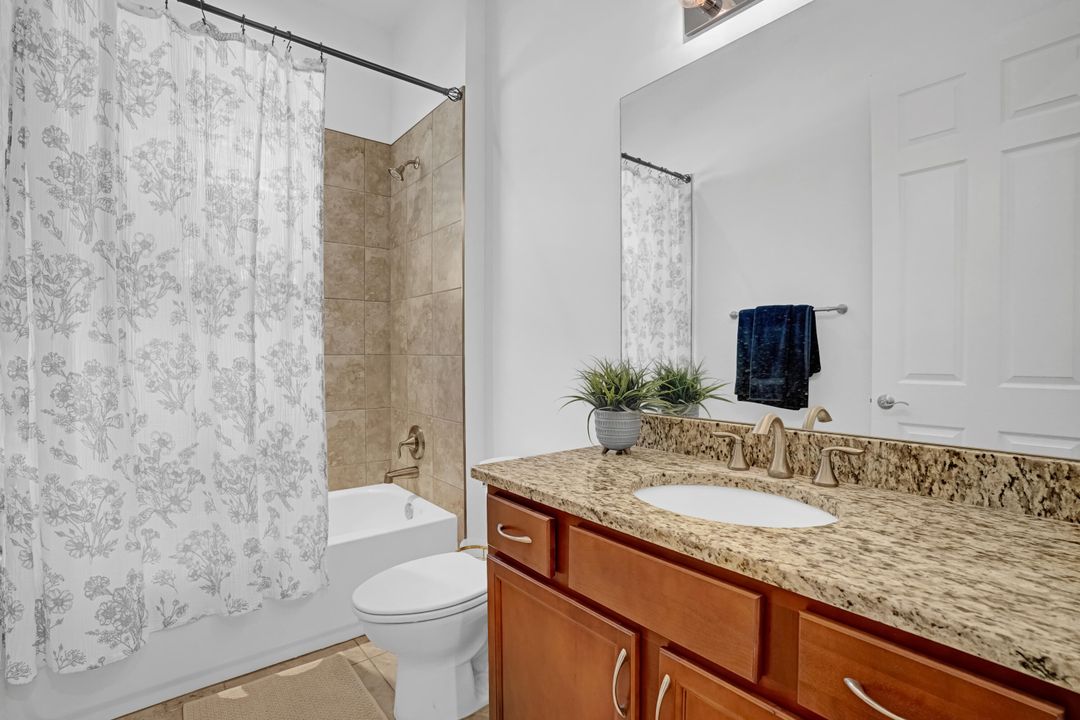 For Sale: $424,900 (2 beds, 2 baths, 1646 Square Feet)