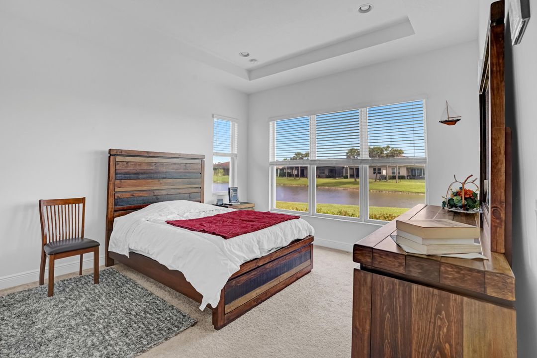 For Sale: $424,900 (2 beds, 2 baths, 1646 Square Feet)