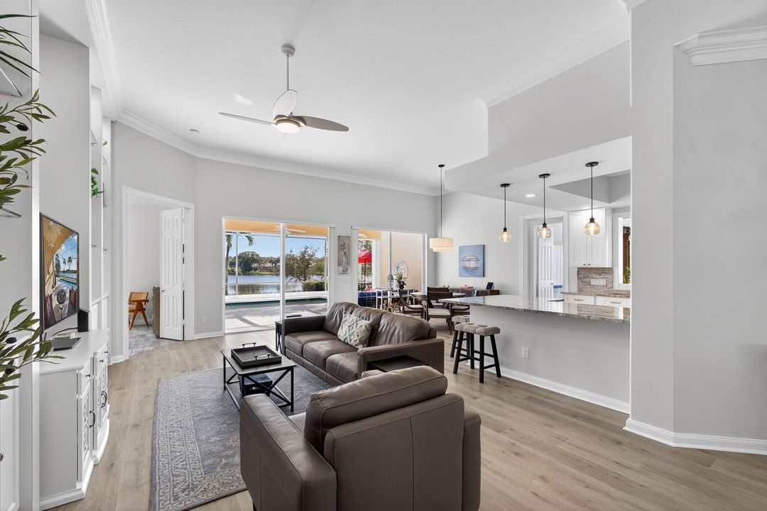 For Sale: $899,000 (4 beds, 3 baths, 2493 Square Feet)