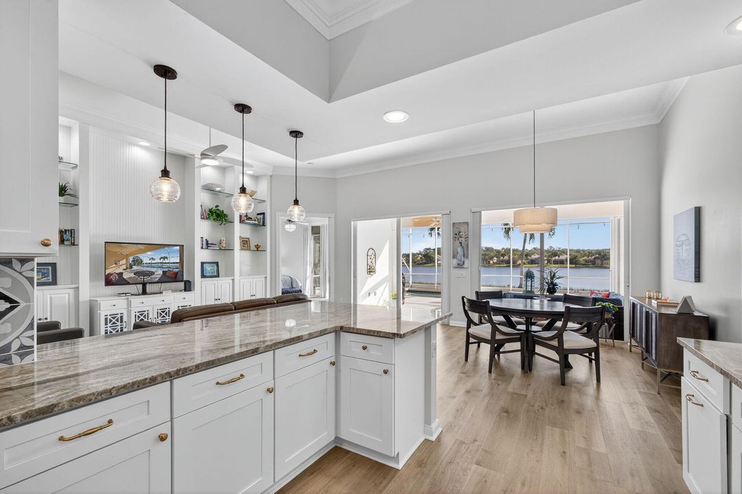 For Sale: $899,000 (4 beds, 3 baths, 2493 Square Feet)