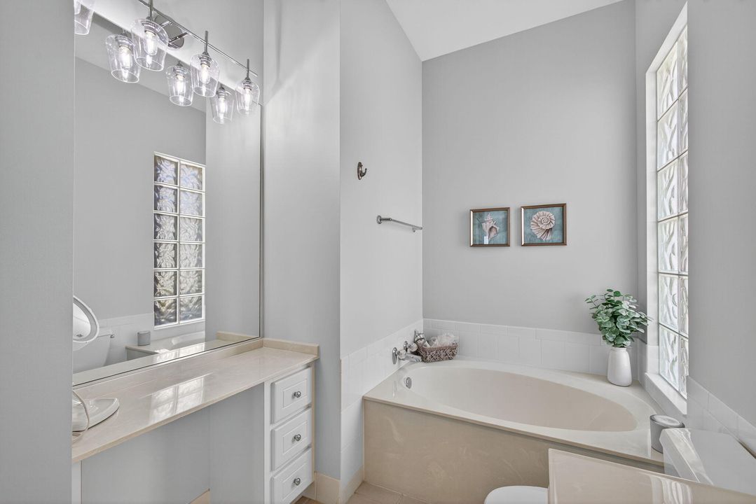 For Sale: $899,000 (4 beds, 3 baths, 2493 Square Feet)