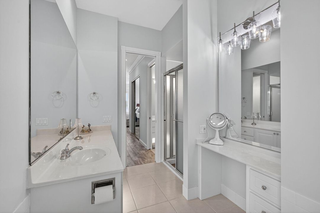 For Sale: $899,000 (4 beds, 3 baths, 2493 Square Feet)