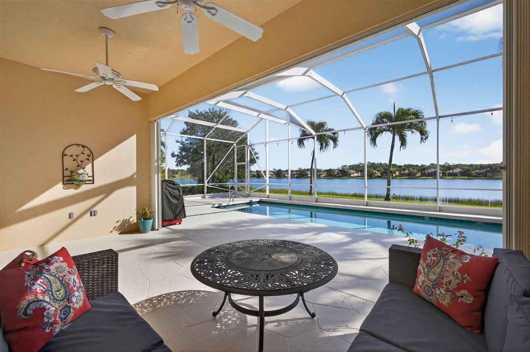 For Sale: $899,000 (4 beds, 3 baths, 2493 Square Feet)