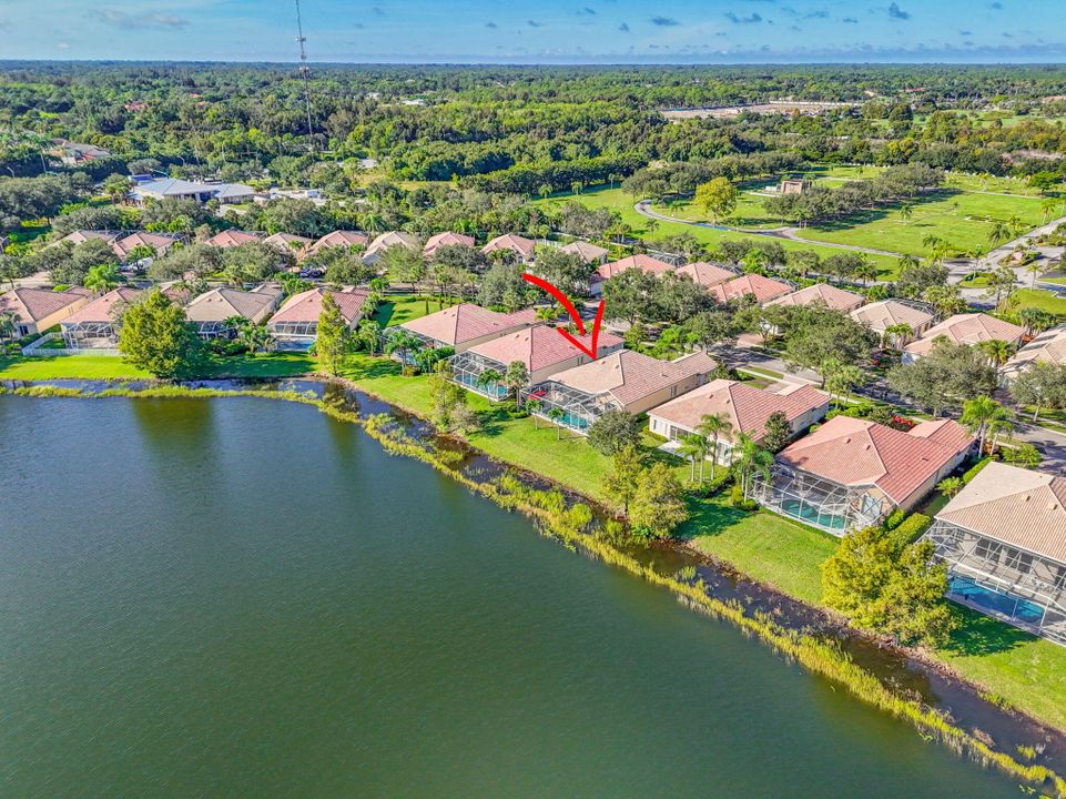 For Sale: $899,000 (4 beds, 3 baths, 2493 Square Feet)