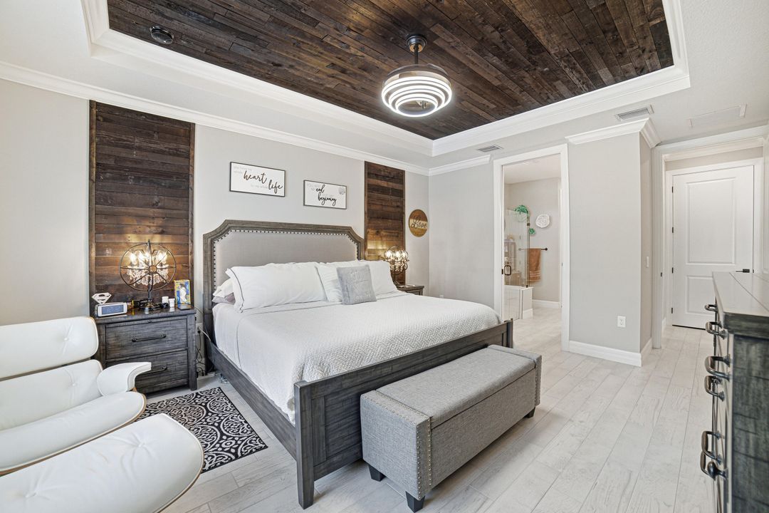 For Sale: $975,000 (3 beds, 2 baths, 1950 Square Feet)