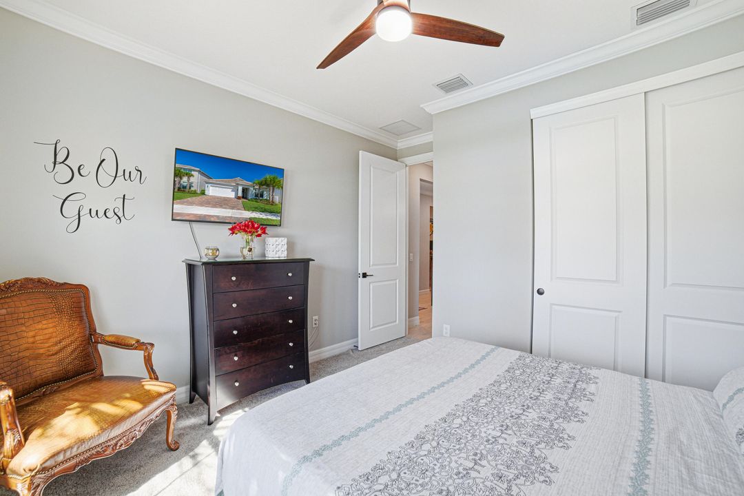 For Sale: $975,000 (3 beds, 2 baths, 1950 Square Feet)