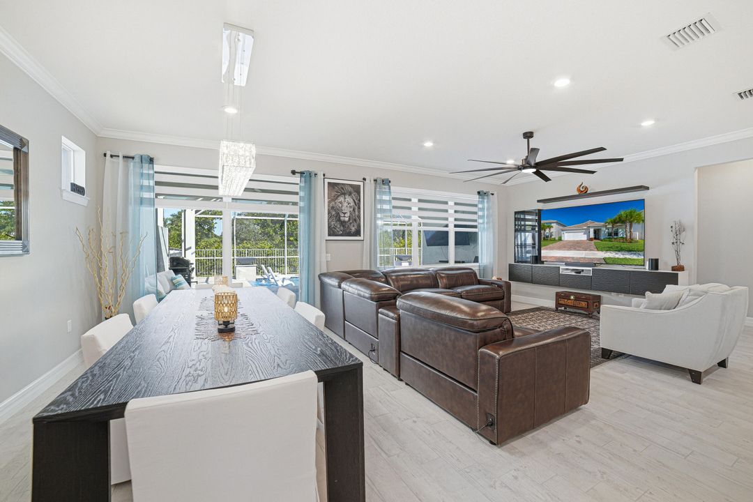 For Sale: $975,000 (3 beds, 2 baths, 1950 Square Feet)