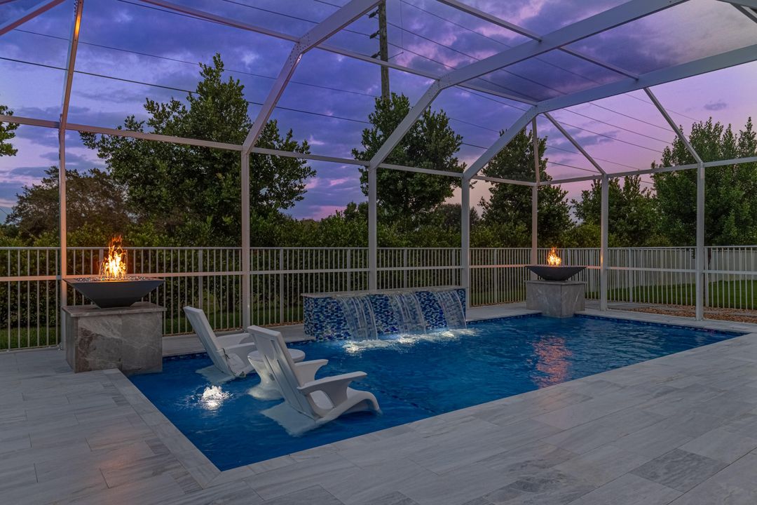 For Sale: $975,000 (3 beds, 2 baths, 1950 Square Feet)