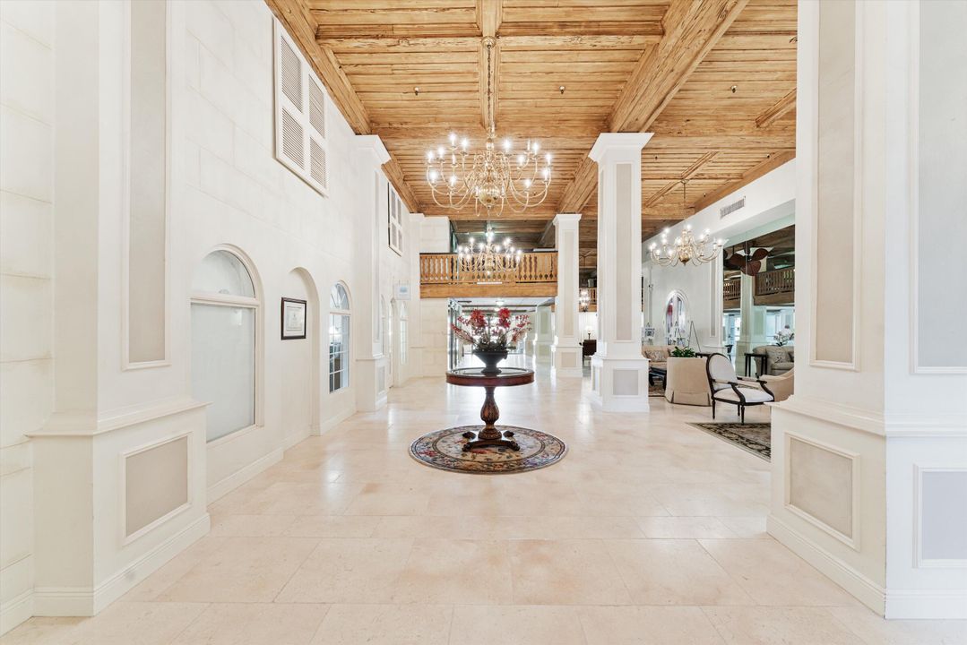 Под контрактом: $354,999 (1 спален, 1 ванн, 271 Квадратных фут)