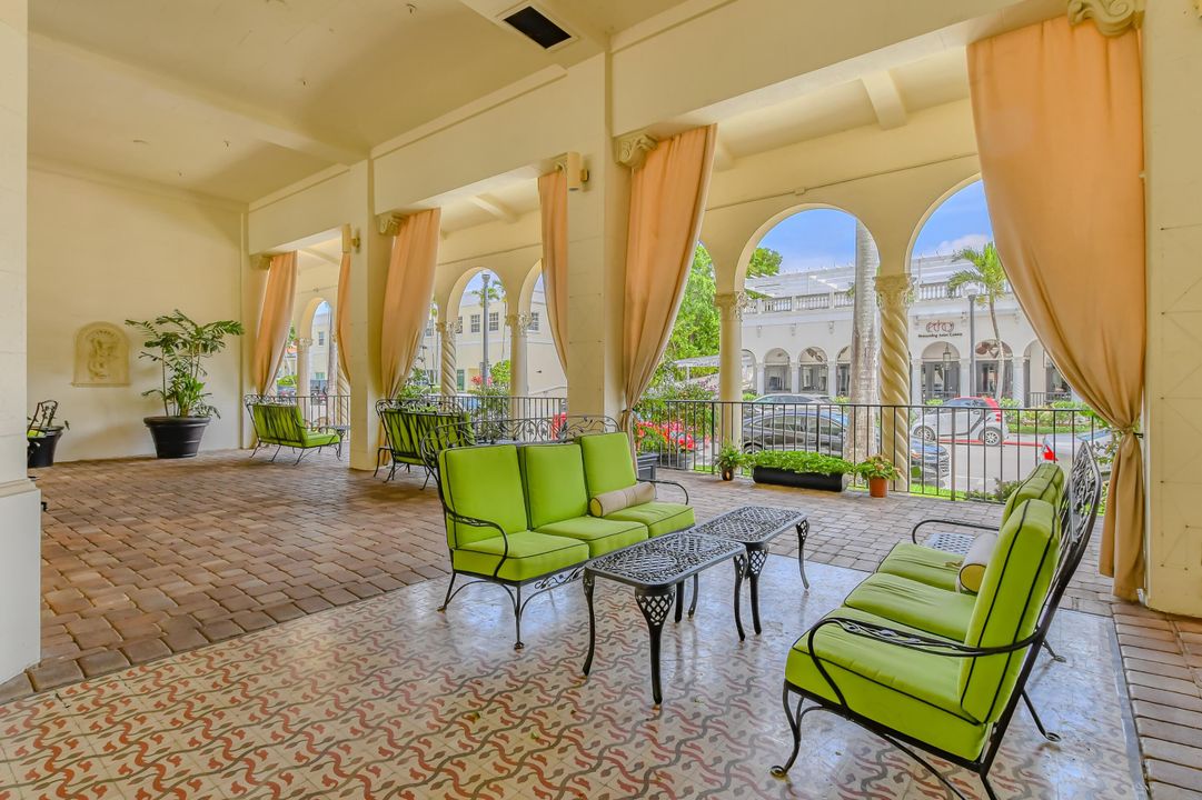 Под контрактом: $354,999 (1 спален, 1 ванн, 271 Квадратных фут)