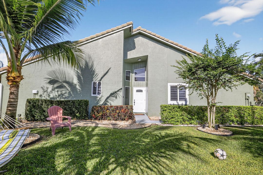 For Sale: $529,990 (3 beds, 2 baths, 1635 Square Feet)