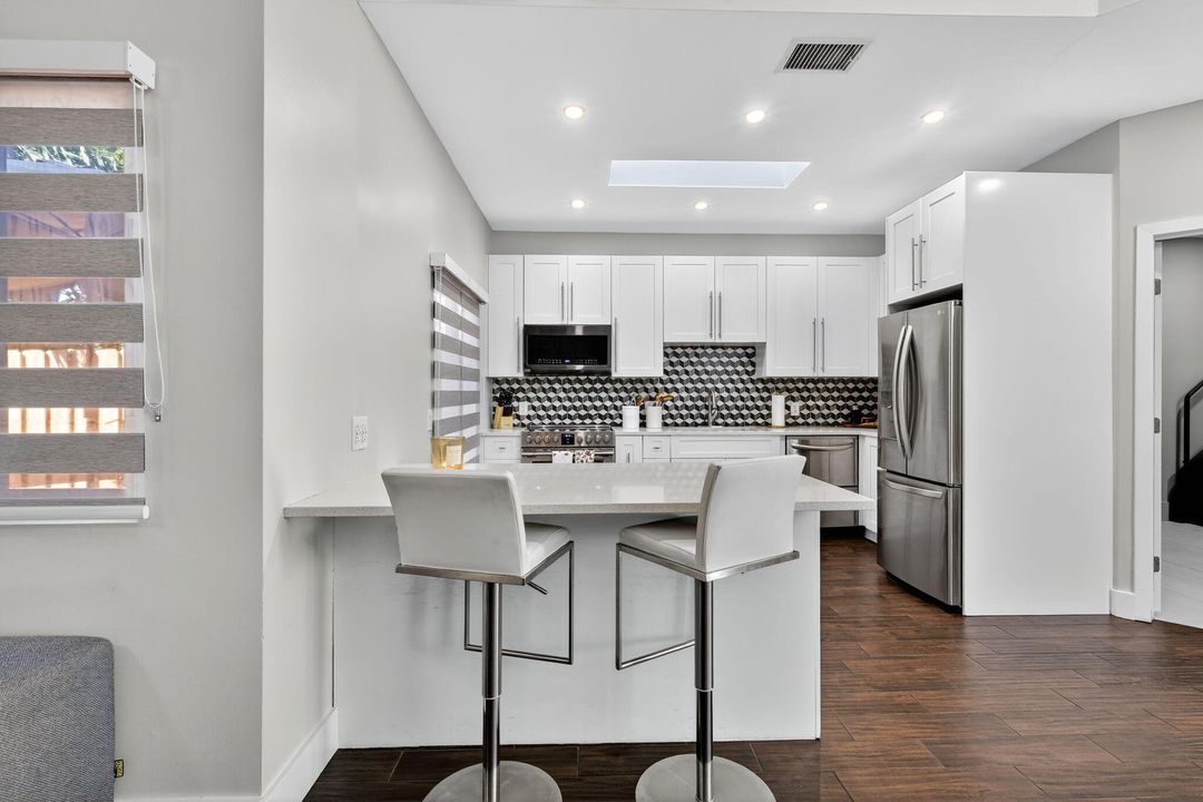 For Sale: $529,990 (3 beds, 2 baths, 1635 Square Feet)