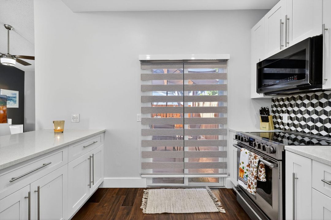 For Sale: $529,990 (3 beds, 2 baths, 1635 Square Feet)