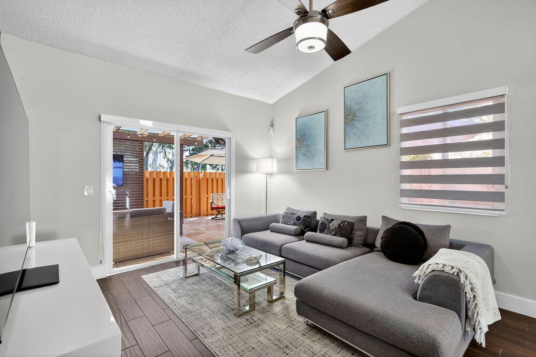 For Sale: $529,990 (3 beds, 2 baths, 1635 Square Feet)