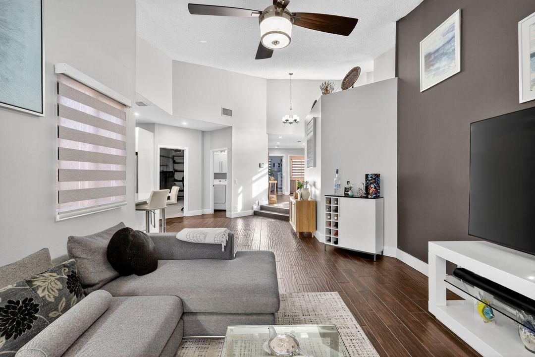 For Sale: $529,990 (3 beds, 2 baths, 1635 Square Feet)