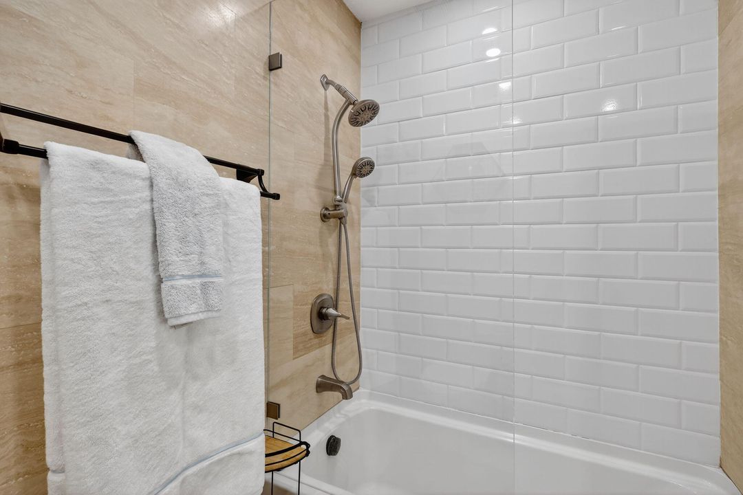 For Sale: $529,990 (3 beds, 2 baths, 1635 Square Feet)