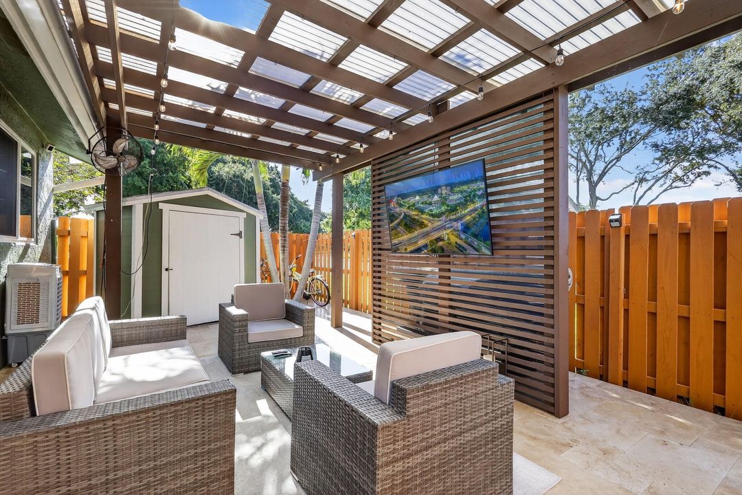 For Sale: $529,990 (3 beds, 2 baths, 1635 Square Feet)