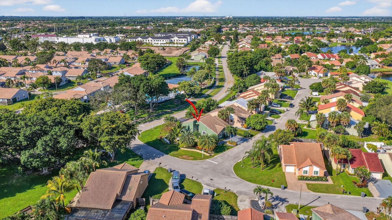 For Sale: $529,990 (3 beds, 2 baths, 1635 Square Feet)