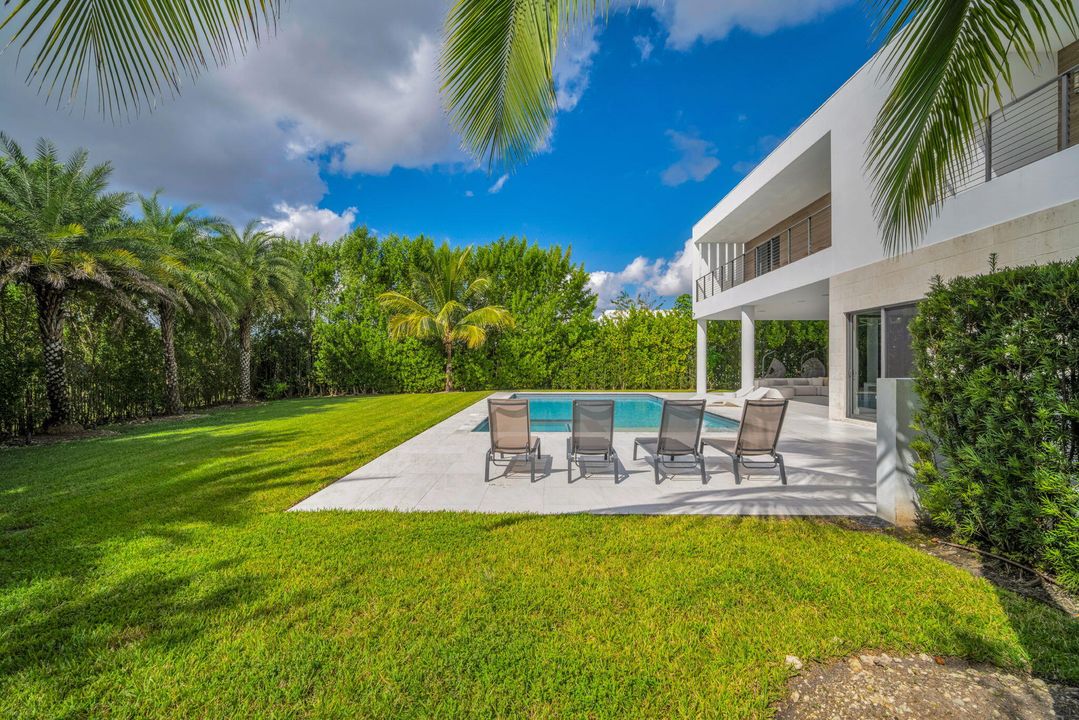 Activo con contrato: $3,250,000 (5 camas, 6 baños, 5293 Pies cuadrados)