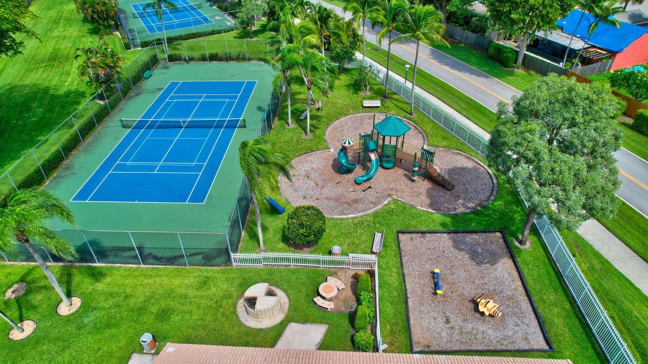 For Sale: $529,990 (3 beds, 2 baths, 1635 Square Feet)