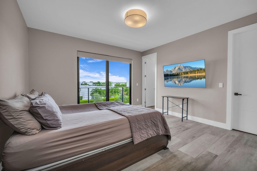 Activo con contrato: $3,250,000 (5 camas, 6 baños, 5293 Pies cuadrados)