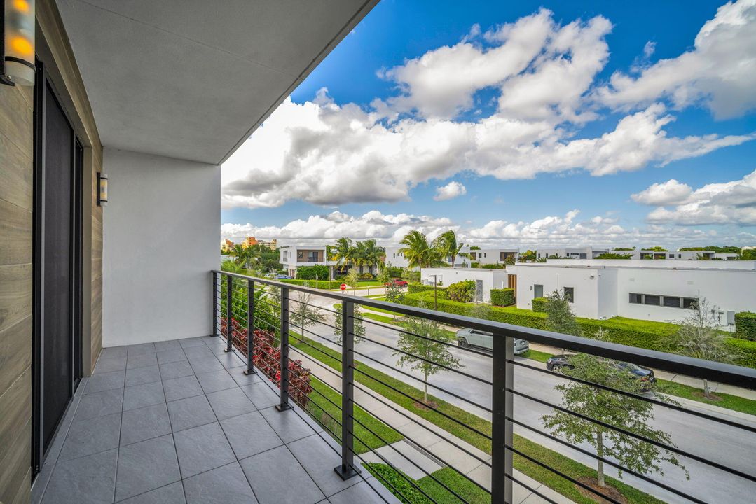 Activo con contrato: $3,250,000 (5 camas, 6 baños, 5293 Pies cuadrados)