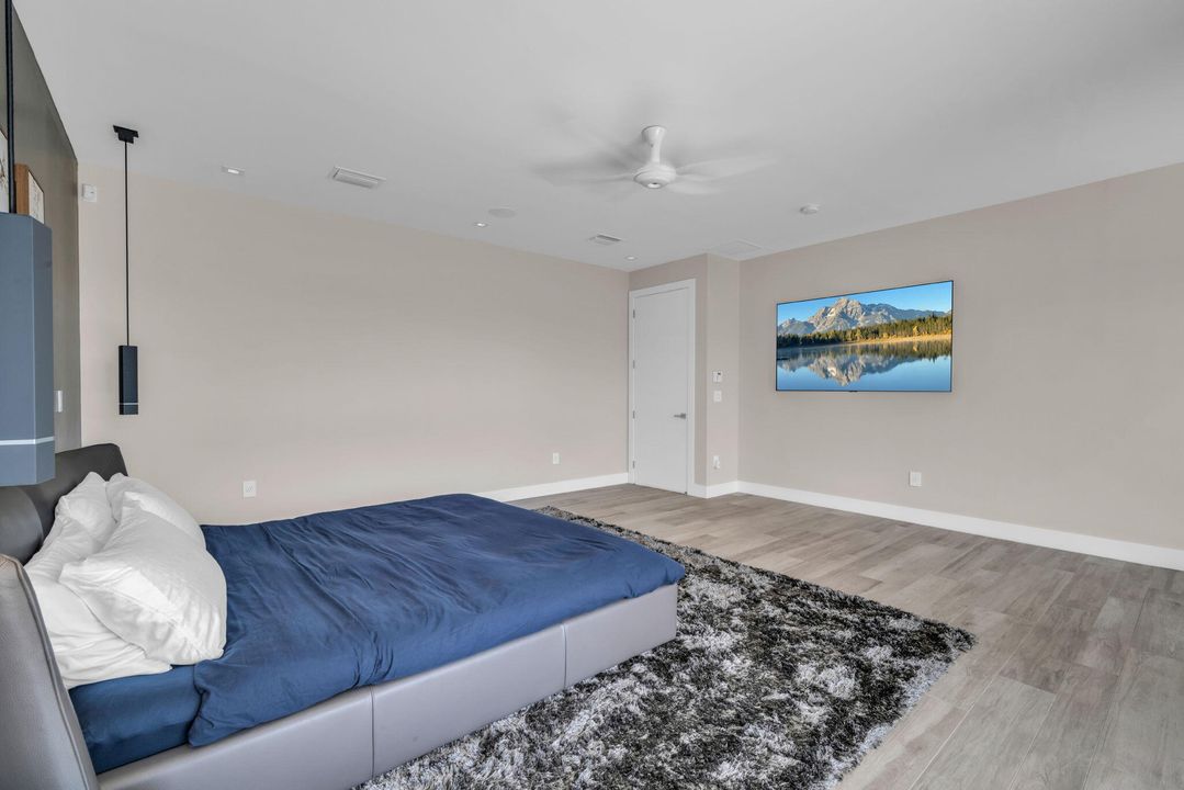 Activo con contrato: $3,250,000 (5 camas, 6 baños, 5293 Pies cuadrados)