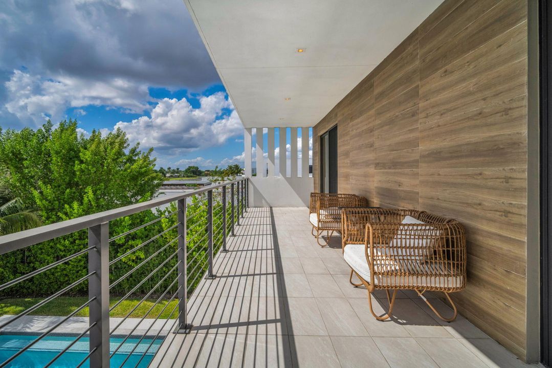 Activo con contrato: $3,250,000 (5 camas, 6 baños, 5293 Pies cuadrados)