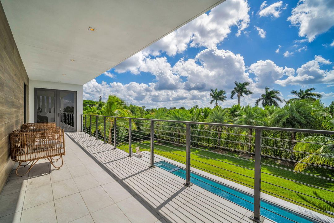 Activo con contrato: $3,250,000 (5 camas, 6 baños, 5293 Pies cuadrados)