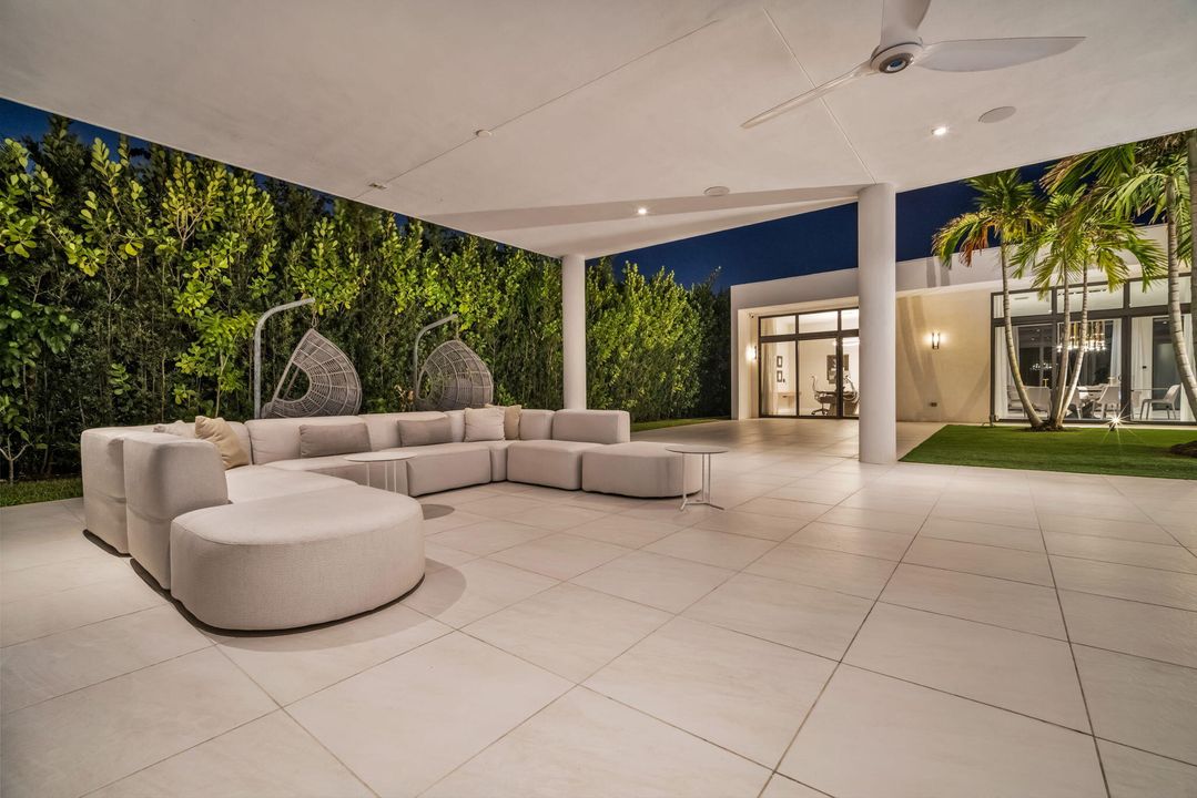 Activo con contrato: $3,250,000 (5 camas, 6 baños, 5293 Pies cuadrados)