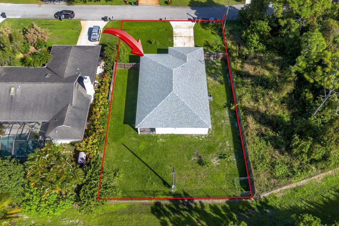 Под контрактом: $335,000 (4 спален, 2 ванн, 1821 Квадратных фут)