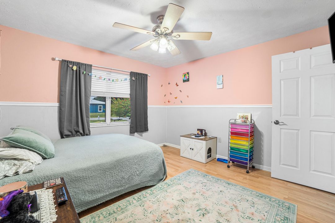 Active With Contract: $345,000 (3 beds, 2 baths, 1490 Square Feet)