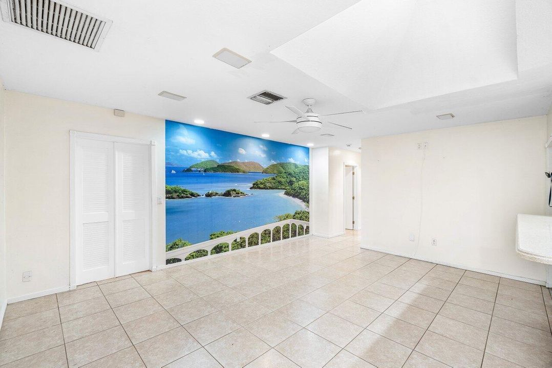 待售: $1,900,000 (6 贝兹, 3 浴室, 3464 平方英尺)