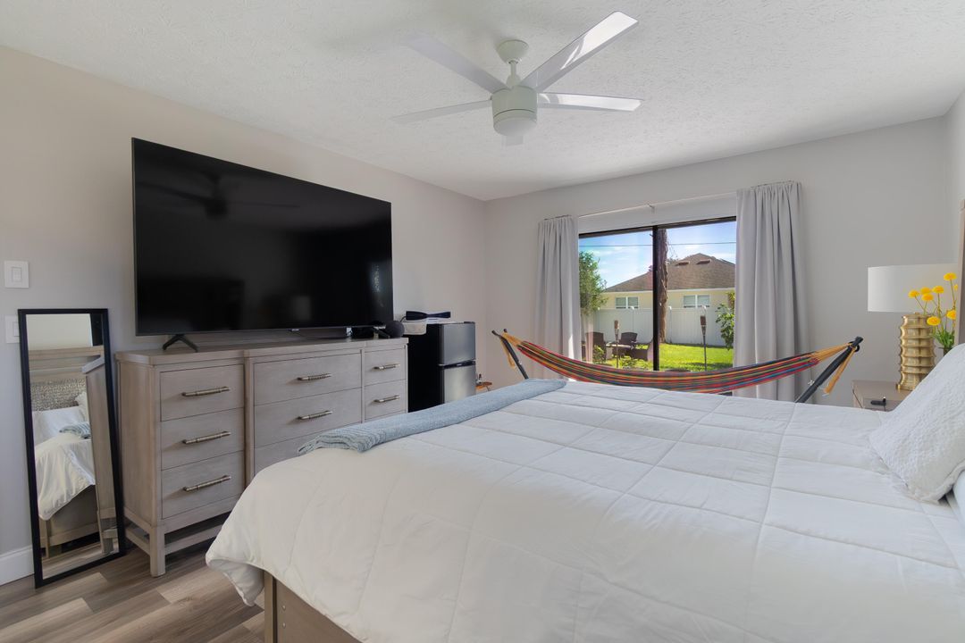 For Sale: $399,900 (3 beds, 2 baths, 1650 Square Feet)