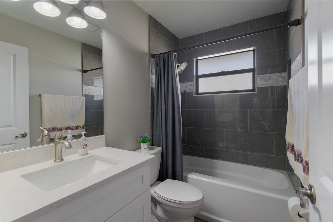 For Sale: $399,900 (3 beds, 2 baths, 1650 Square Feet)