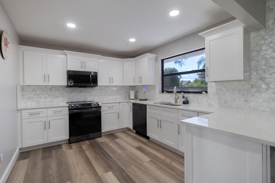 For Sale: $399,900 (3 beds, 2 baths, 1650 Square Feet)