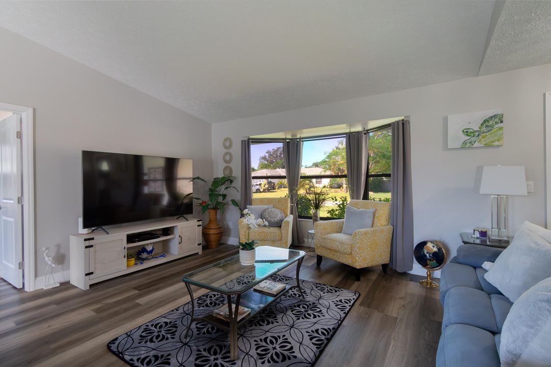 For Sale: $399,900 (3 beds, 2 baths, 1650 Square Feet)