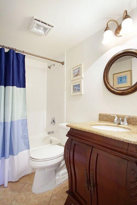 For Sale: $365,000 (2 beds, 2 baths, 1053 Square Feet)