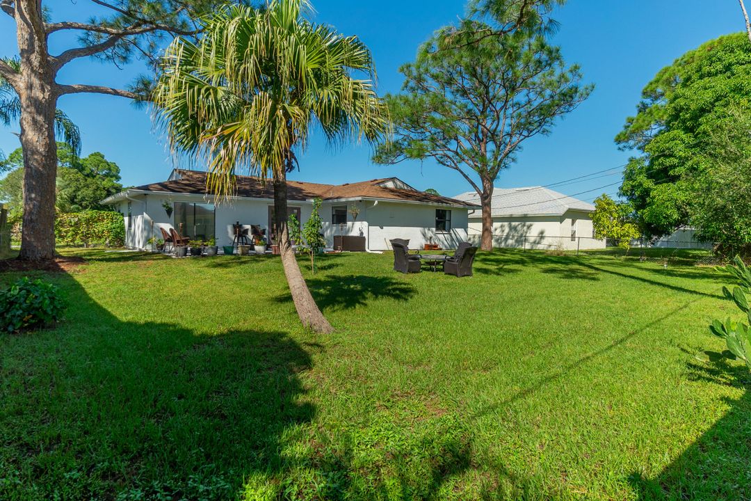 For Sale: $399,900 (3 beds, 2 baths, 1650 Square Feet)