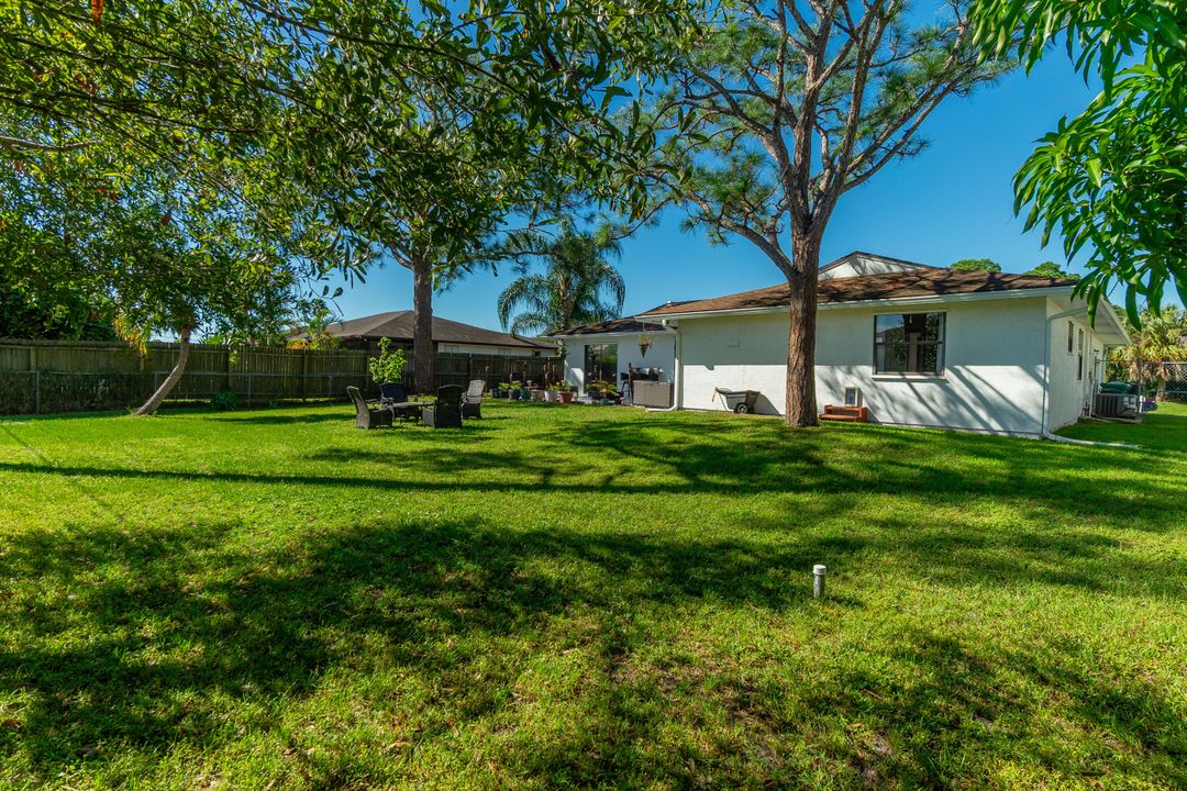 For Sale: $399,900 (3 beds, 2 baths, 1650 Square Feet)